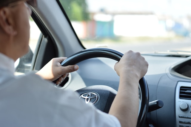 Goedkope zakelijke autoverzekering zonder te veel betalen